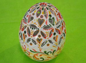 uova-di-pasqua-colorato
